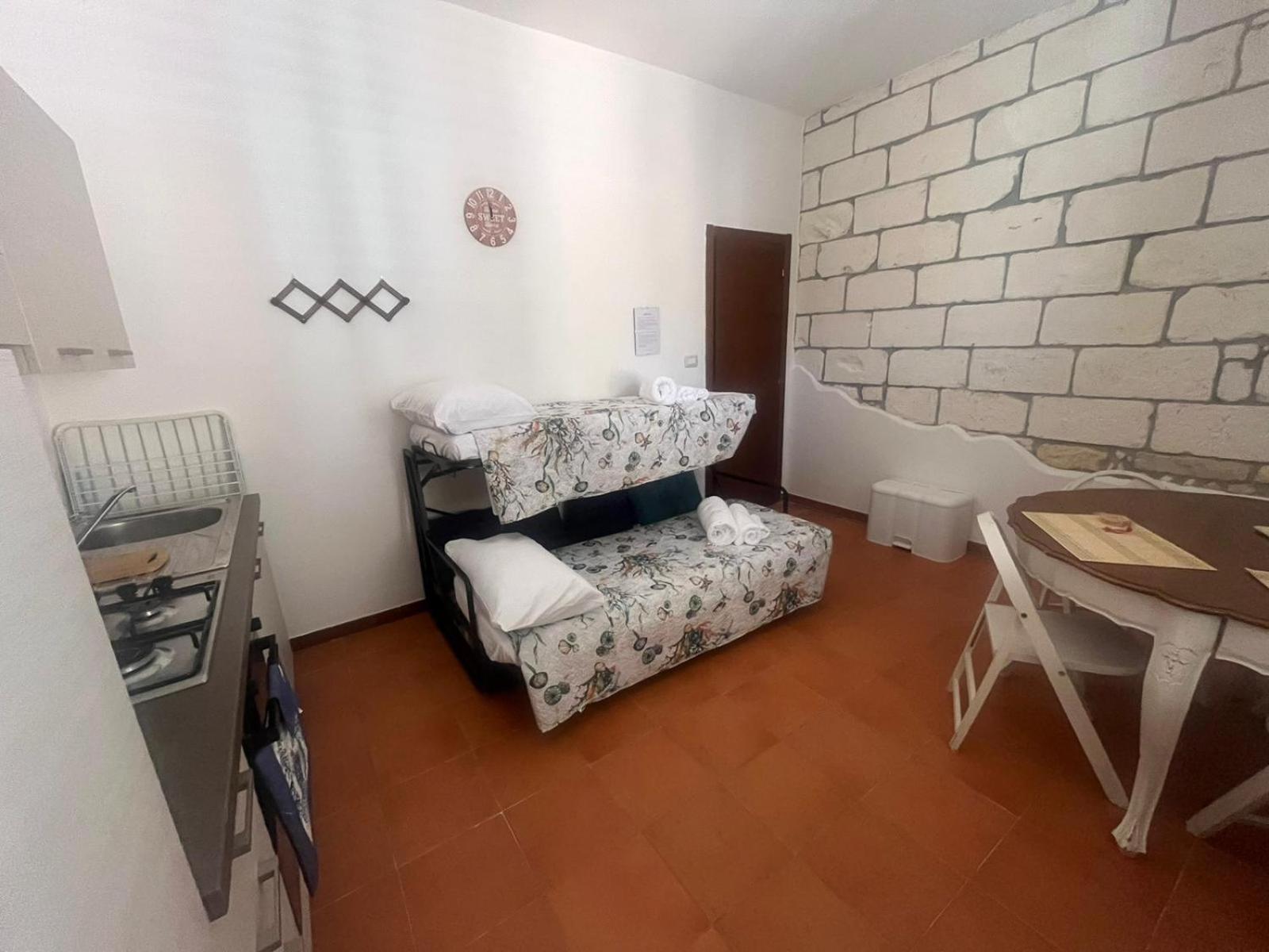 فندق Moncici House بورتو توريس المظهر الخارجي الصورة